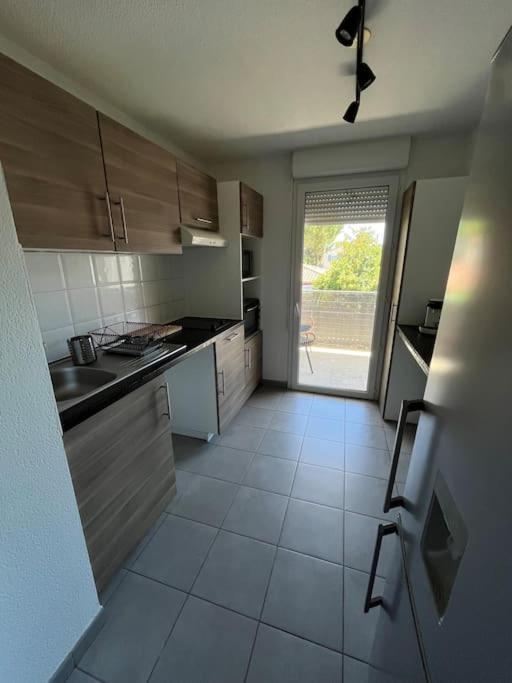 Ferienwohnung Joli Appt 45 M2 Avec Terrasse Lunel  Exterior foto