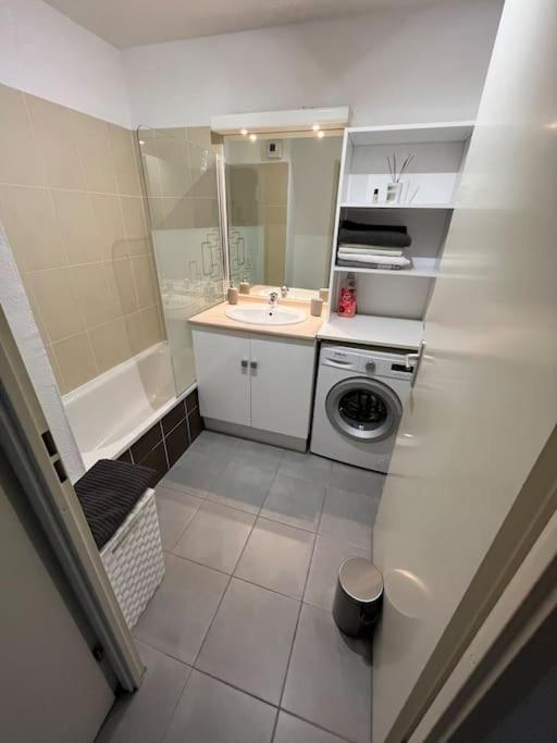 Ferienwohnung Joli Appt 45 M2 Avec Terrasse Lunel  Exterior foto